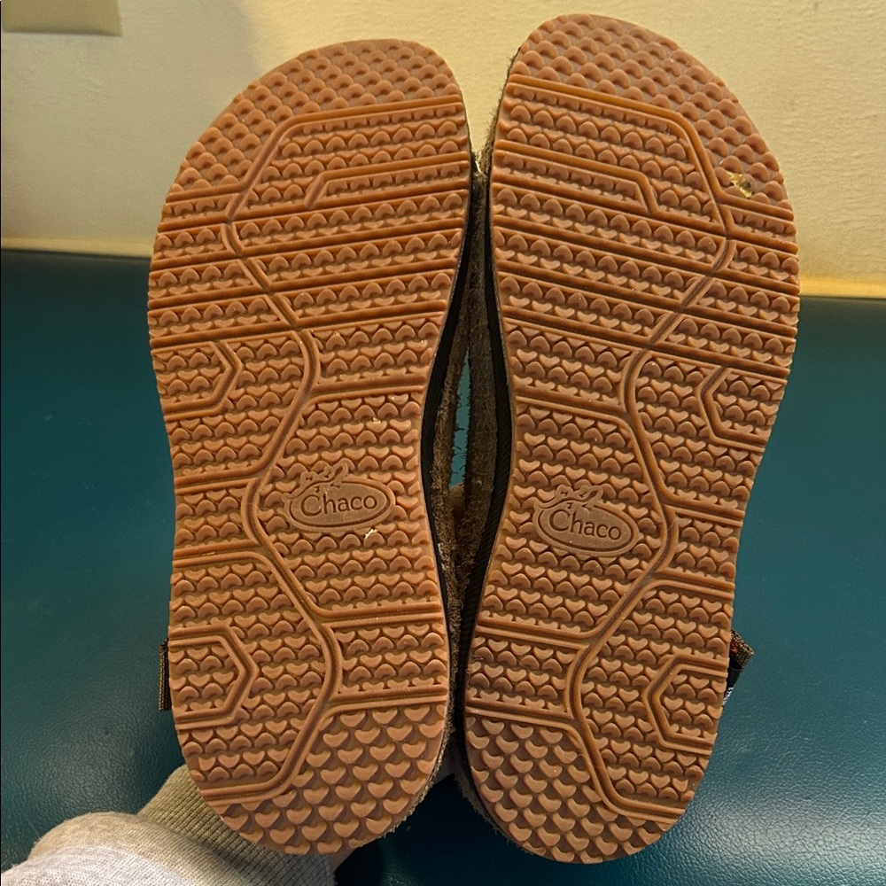 Chaco Women's Paonia Clog- Teak- Suede - Picture 8 of 16